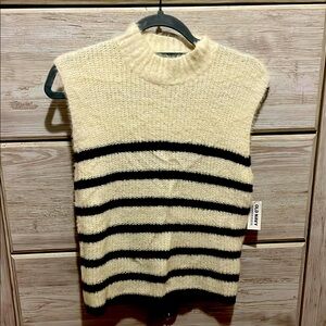 Old Navy Cozy Cream and Black Striped Sweater Vest Size M